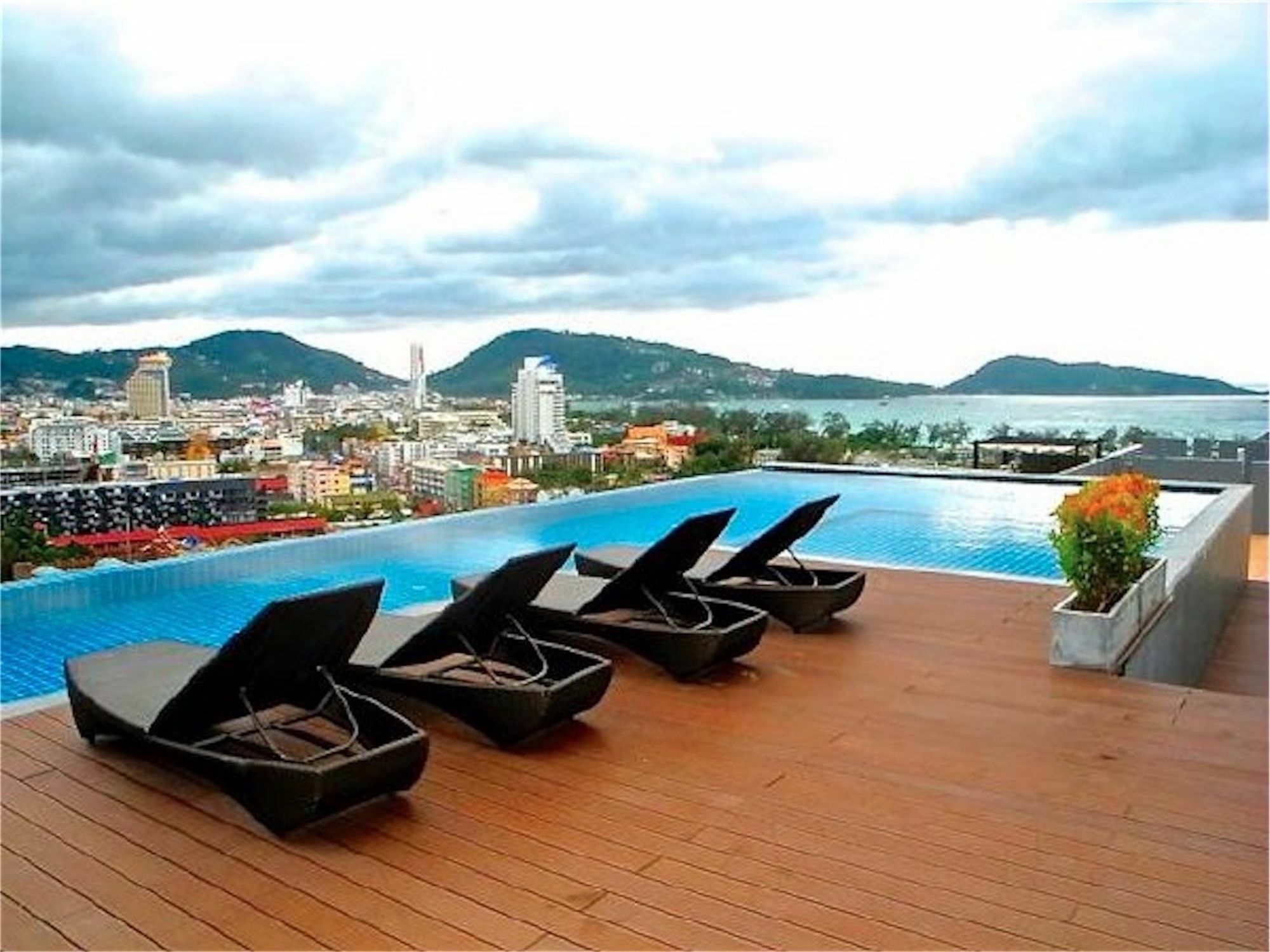 Bliss Patong 2 bedrooms Apartment Buitenkant foto